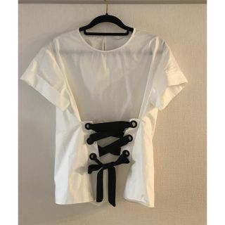 ザラ(ZARA)のZARA 白カットソー デザイン(カットソー(半袖/袖なし))