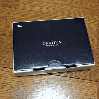 エーユー(au)のGRATINA KYF37 ブラック SIMロック解除済(携帯電話本体)