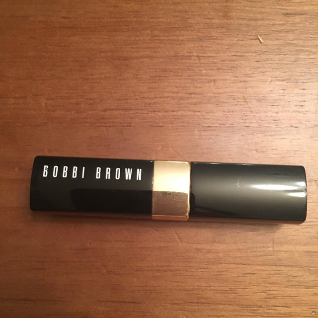 BOBBI BROWN(ボビイブラウン)のBOBBI BROWN オイルインフューズドリップカラー デザートローズ 06 コスメ/美容のベースメイク/化粧品(口紅)の商品写真