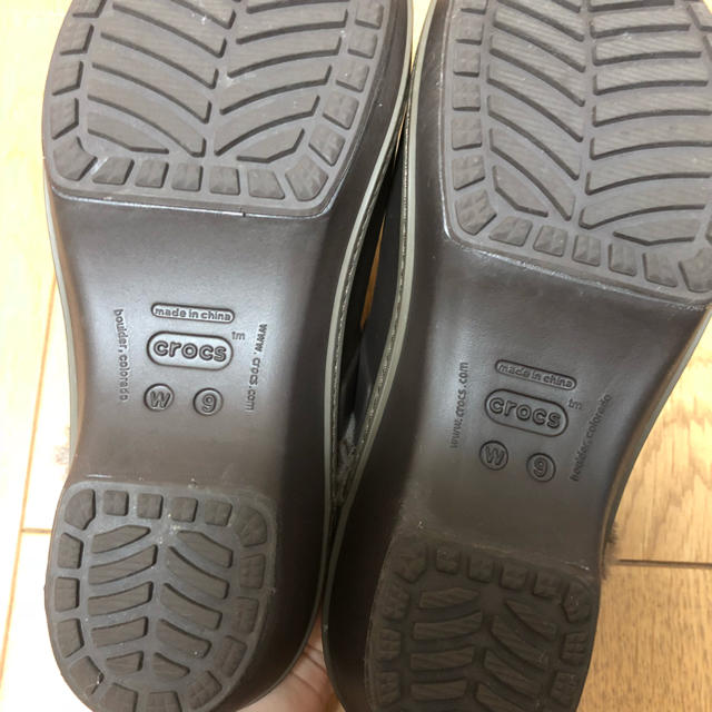 crocs(クロックス)のcrocs ファー付き サボ サンダル レディースの靴/シューズ(サンダル)の商品写真