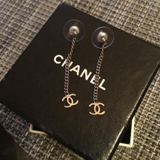 シャネル(CHANEL)のCHANELチェーンピアス正規品(ピアス)