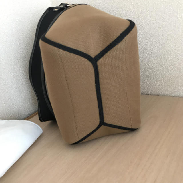 ヘイニ グランセ バッグ レディースのバッグ(ショルダーバッグ)の商品写真