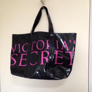 ヴィクトリアズシークレット(Victoria's Secret)のヴィクトリアシークレットデカバッグ(スーツケース/キャリーバッグ)