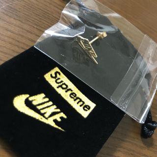 Supreme(ピアス(片耳用))のフリマアイテム一覧 Supreme(ピアス(片耳用))のフリマアイテム一覧