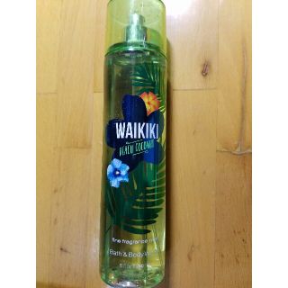 バスアンドボディーワークス(Bath & Body Works)のbath&bodyworks ワイキキビーチ ココナッツ(香水(女性用))