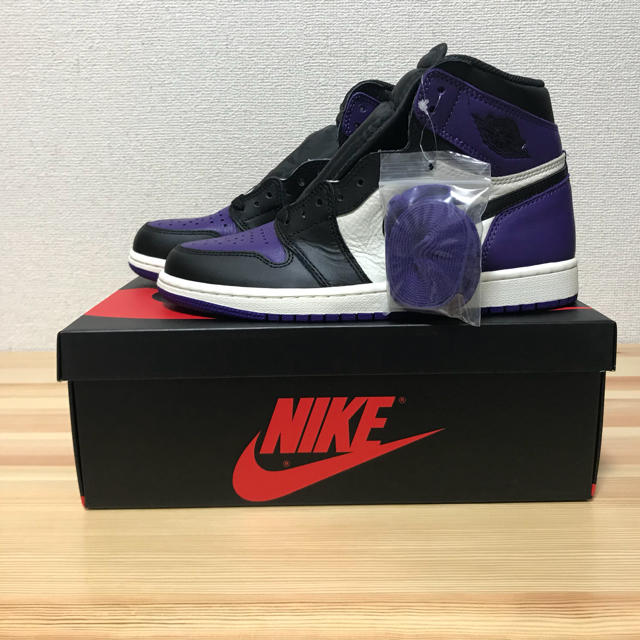 aj1 レトロ high og コートパープル