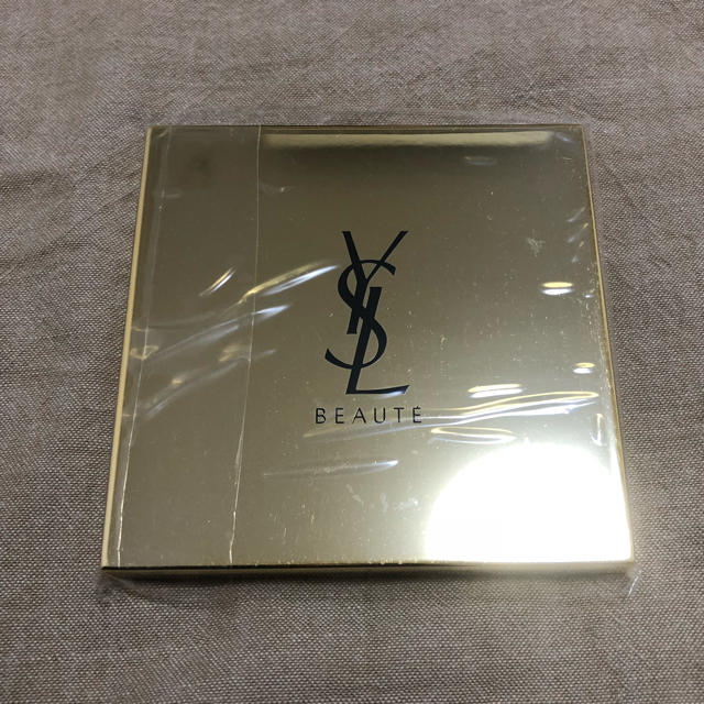 Yves Saint Laurent Beaute(イヴサンローランボーテ)のサンローラン ミラー レディースのファッション小物(ミラー)の商品写真