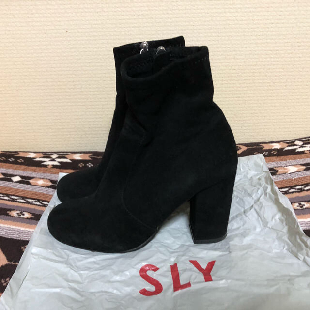 SLY(スライ)のスライ ショートブーツ レディースの靴/シューズ(ブーツ)の商品写真