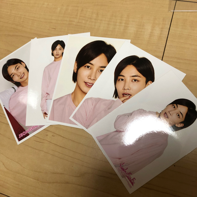 SEVENTEEN(セブンティーン)のseventeen トレーナー 公式 エンタメ/ホビーのタレントグッズ(アイドルグッズ)の商品写真