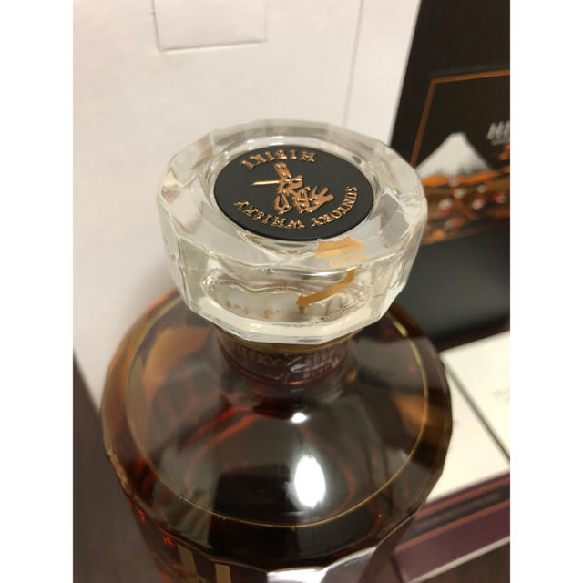 響21年 意匠ボトル 花鳥風月 国内未発売 SUNTORY HIBIKI 21 響21年 意匠ボトル 花鳥風月 国内未発売 SUNTORY HIBIKI 21