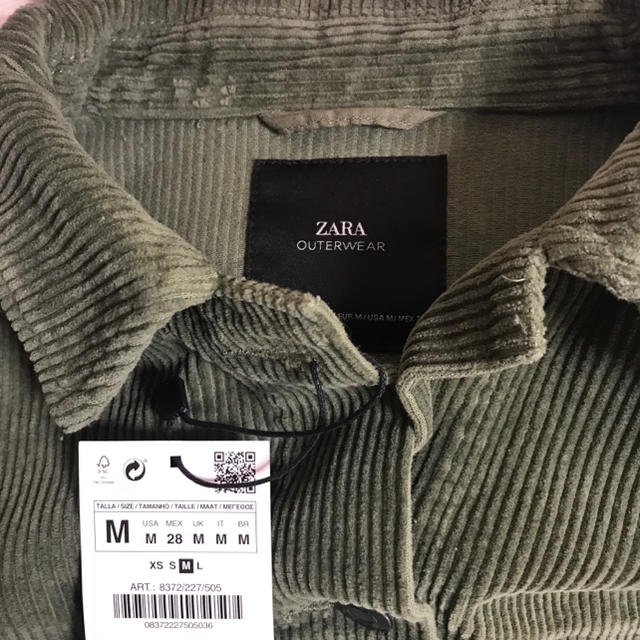 ZARA(ザラ)のzara☆新品未使用コーデュロイジャケット レディースのジャケット/アウター(テーラードジャケット)の商品写真