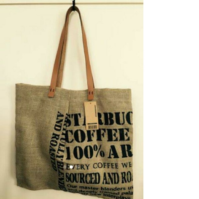 Starbucks Coffee(スターバックスコーヒー)のStarbucks台湾 限定トートバッグ 新品 レディースのバッグ(トートバッグ)の商品写真