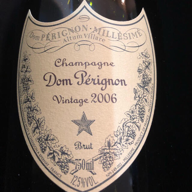 Dom Pérignon(ドンペリニヨン)のドンペリ2006 食品/飲料/酒の酒(シャンパン/スパークリングワイン)の商品写真
