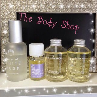 ザボディショップ(THE BODY SHOP)のボディショップ★ホワイトムスクセット(香水(女性用))