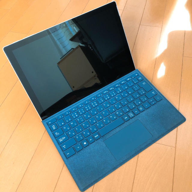 Microsoft(マイクロソフト)の完品 未使用 Surface Pro アルカンターラタイプ＋マウスセット  スマホ/家電/カメラのPC/タブレット(ノートPC)の商品写真