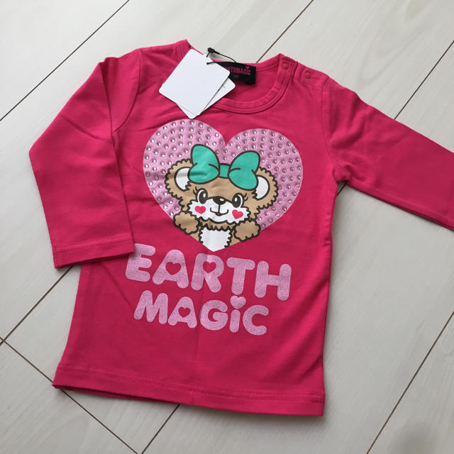 EARTHMAGIC(アースマジック)のマフィーちゃん ストーン付き ロンＴ キッズ/ベビー/マタニティのベビー服(~85cm)(シャツ/カットソー)の商品写真