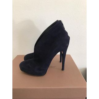 ジャンヴィットロッシ(Gianvito Rossi)のGianvito Rossi ショートブーツ ブーティ  ネイビー 35(ブーティ)