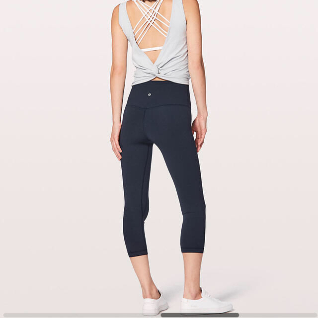 lululemon(ルルレモン)の専用。ルルレモン ♡lululemon  Align Crop ２枚組 レディースのパンツ(クロップドパンツ)の商品写真