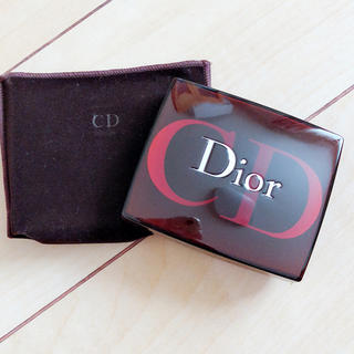 クリスチャンディオール(Christian Dior)のDior ハーモニーブラッシュ002 コーラルリビエラ(チーク)