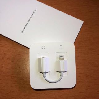 iPhone7 ライトニングアダプタ ve(ストラップ/イヤホンジャック)
