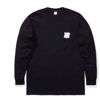 アンディフィーテッド(UNDEFEATED)のアンディーフィーテッド ロンT M ステッカー付き(Tシャツ/カットソー(七分/長袖))