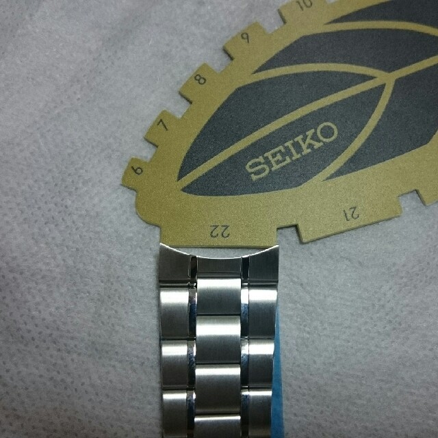 TAG Heuer(タグホイヤー)のタグホイヤー 純正ブレスット一式 22㎜ メンズの時計(金属ベルト)の商品写真