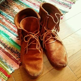 ミネトンカ(Minnetonka)のMINNETONKA フリンジブーツ(ブーツ)