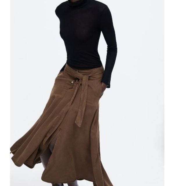 ZARA(ザラ)の新作完売商品　リヨセル アシンメトリスカート　XS～S レディースのスカート(ひざ丈スカート)の商品写真
