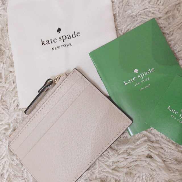 kate spade new york(ケイトスペードニューヨーク)のkatespade ケイトスペード マルチパスケース レディースのファッション小物(名刺入れ/定期入れ)の商品写真