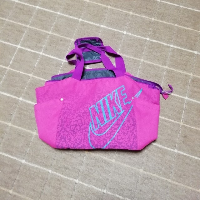 NIKE(ナイキ)のNIKE　スポーツバック メンズのバッグ(ボストンバッグ)の商品写真