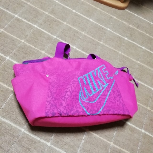 NIKE(ナイキ)のNIKE　スポーツバック メンズのバッグ(ボストンバッグ)の商品写真