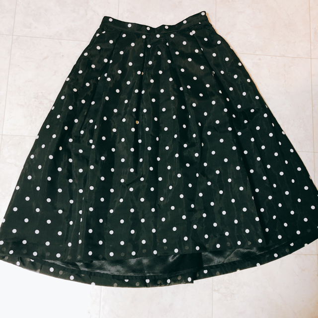 31 Sons de mode(トランテアンソンドゥモード)の♡トランテアン ドットスカート♡ レディースのスカート(ひざ丈スカート)の商品写真