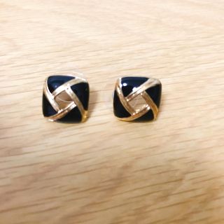 ピアス レトロ(ピアス)