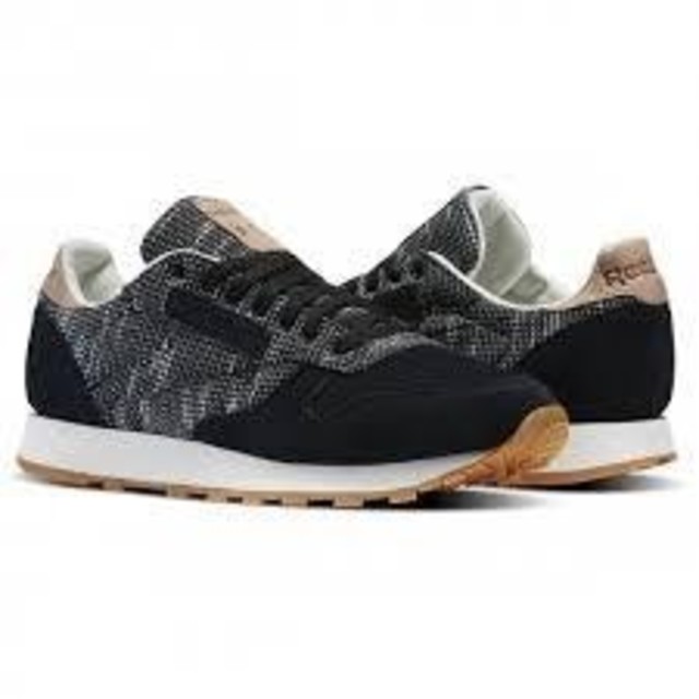 リーボック　クラシックレザー　EBK Reebok