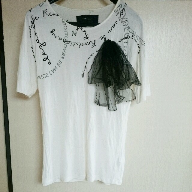 ZARA(ザラ)のZARA Tシャツ☆ レディースのトップス(Tシャツ(半袖/袖なし))の商品写真