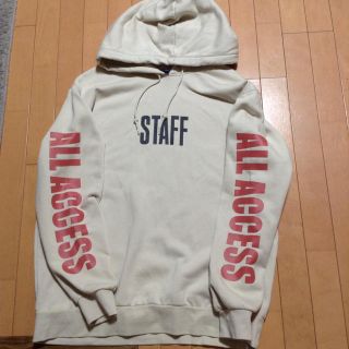 エイチアンドエム(H&M)のベージュパーカー/H&M/purpose tour/XL/BlEBER(パーカー)