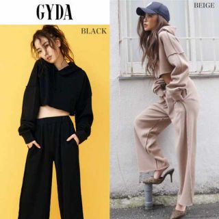 ジェイダ(GYDA)のGYDA♡ショートスウェットパーカー(パーカー)