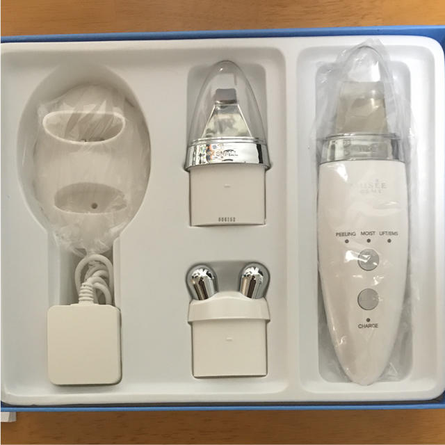 47%割引 クラシック ミュゼ 美顔器 フェイスケア/美顔器 ラクマ 非対面販売 ミュゼ 美顔器 美顔用品/美顔ローラー