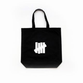 アンディフィーテッド(UNDEFEATED)のundefeated トートバッグ アンディフィーテッド 黒(トートバッグ)