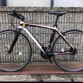 フェラーリ(Ferrari)のクロスバイク(自転車本体)