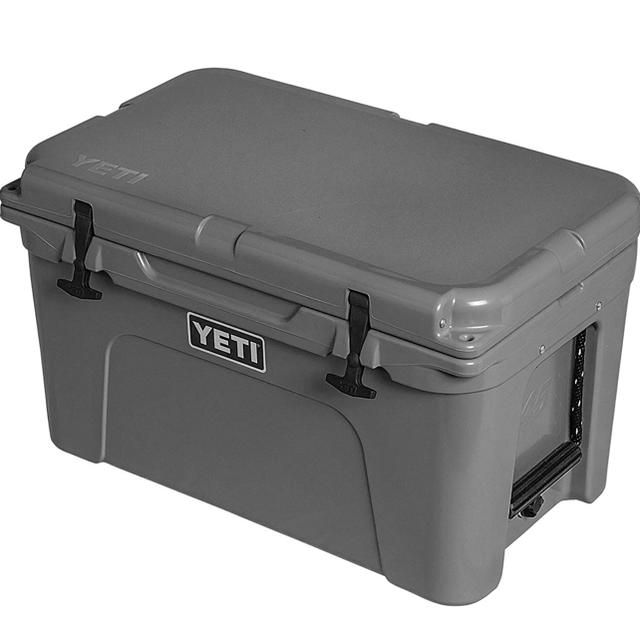 Snow Peak(スノーピーク)の◆新品•価格相談OK◆限定色 YETI Tundra 45 クーラーボックス スポーツ/アウトドアのスポーツ/アウトドア その他(その他)の商品写真