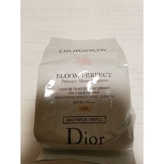 ディオール(Dior)のり　様専用　Dior　スノーブルームパーフェクトクッション　リフィル(ファンデーション)