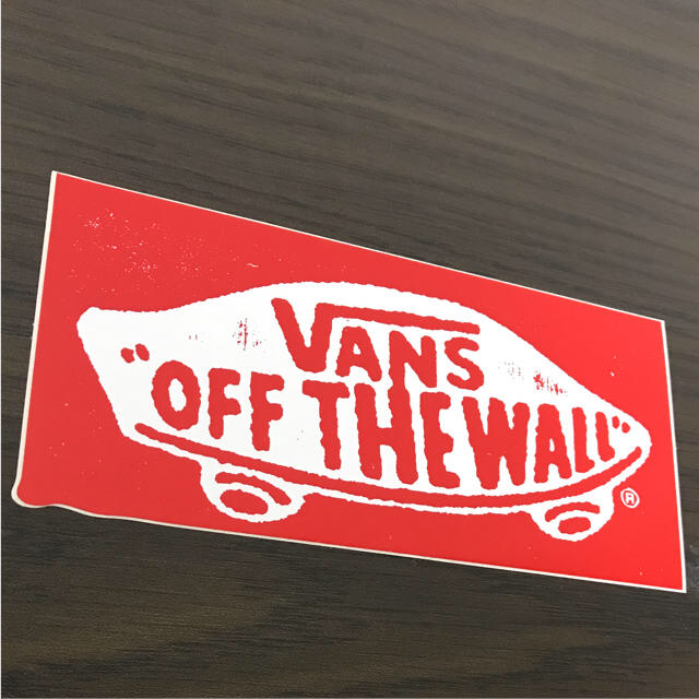 VANS(ヴァンズ)の【縦6.2cm横13cm】VANS ステッカー  OLD使用 自動車/バイクのバイク(ステッカー)の商品写真