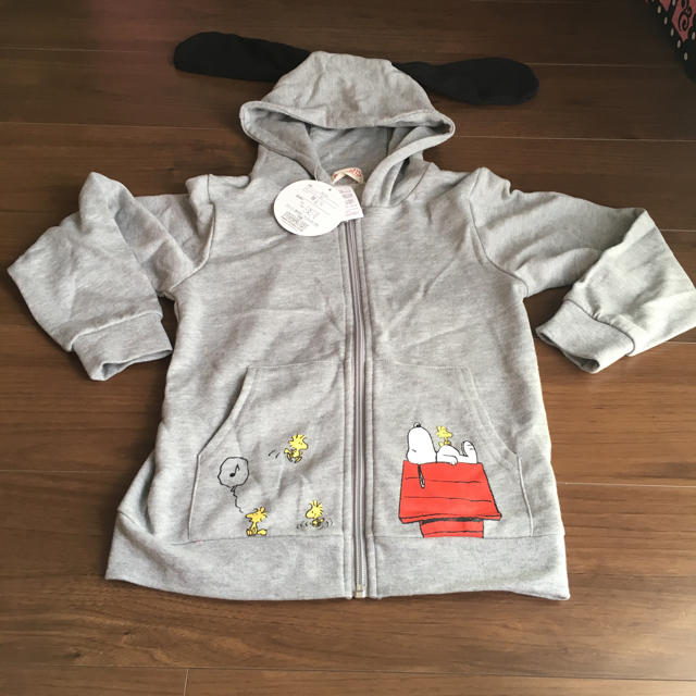 SNOOPY(スヌーピー)のスヌーピー  耳つき パーカー キッズ/ベビー/マタニティのキッズ服女の子用(90cm~)(ジャケット/上着)の商品写真