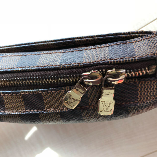 LOUIS VUITTON(ルイヴィトン)のLOUIS VUITTON　ジェロニモス メンズのバッグ(ショルダーバッグ)の商品写真