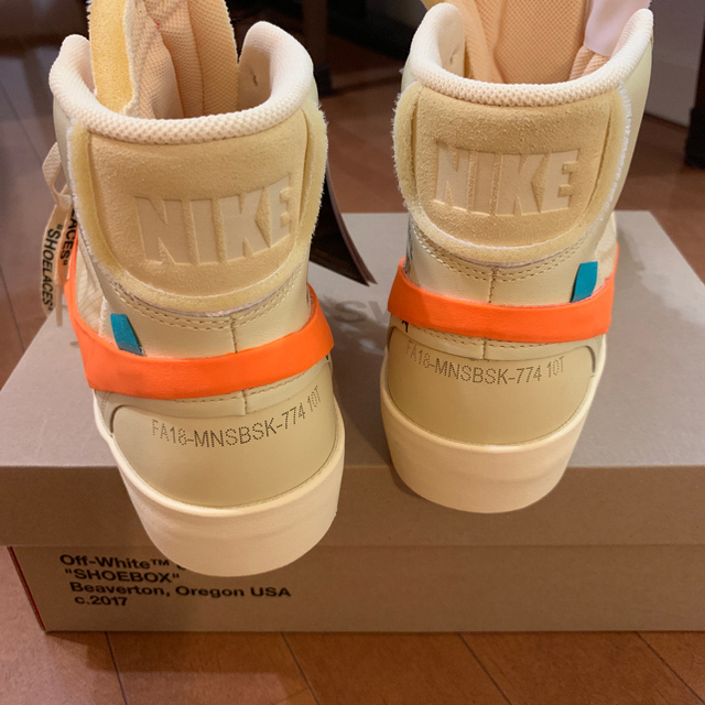 NIKE(ナイキ)のNIKE OFF WHITE 28.5 メンズの靴/シューズ(スニーカー)の商品写真