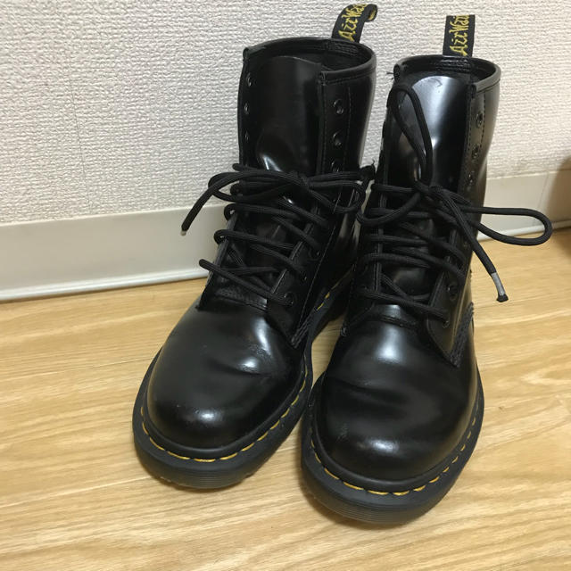 Dr.Martens 8ホール