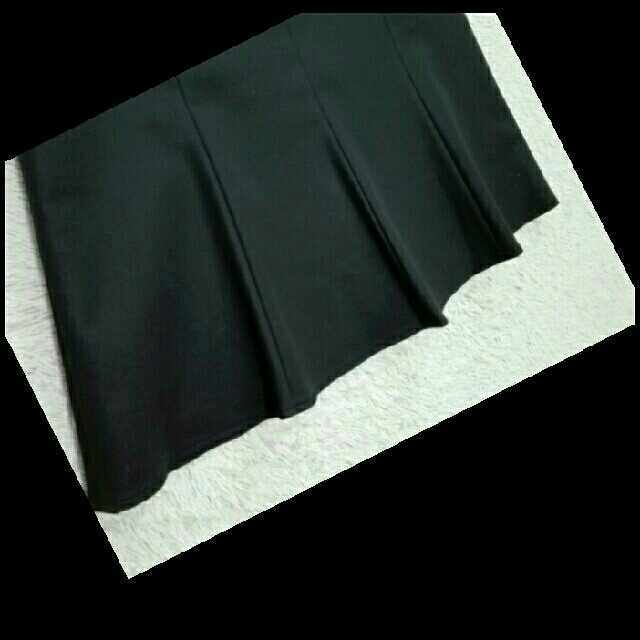 CLEAR IMPRESSION(クリアインプレッション)のCLEAR INPRESSION(クリア インプレッション)　スカート レディースのスカート(ひざ丈スカート)の商品写真