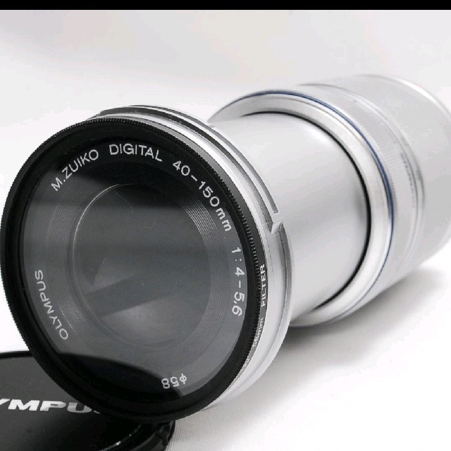 OLYMPUS(オリンパス)の❤️フィルター付美品PEN望遠❤️M.ZUIKO 40-150mm R シルバー スマホ/家電/カメラのカメラ(レンズ(ズーム))の商品写真
