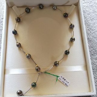 ミキモト(MIKIMOTO)のSV黒蝶マルチカラー真珠 ステーションネックレス セミラウンド珠 約45センチ(ネックレス)